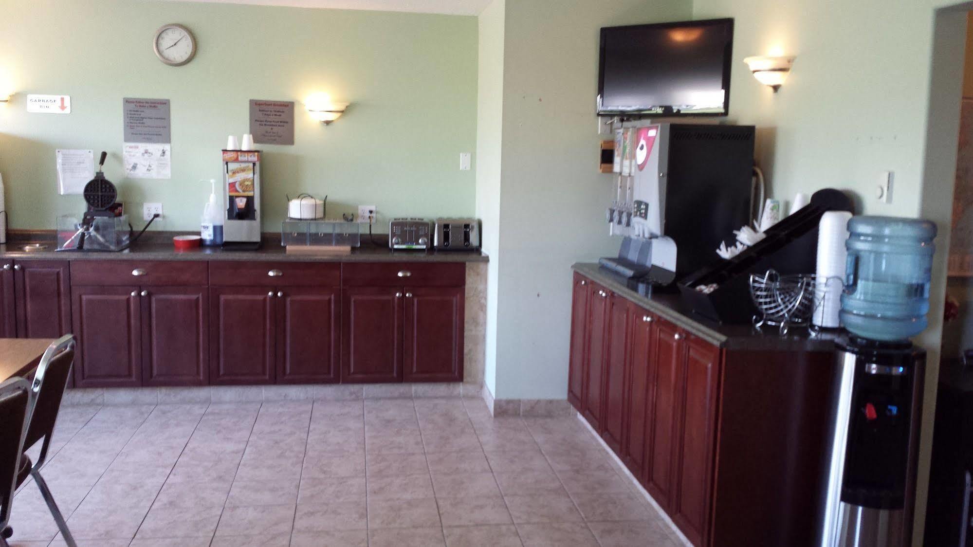 Westway Inn Motel Neepawa Eksteriør billede