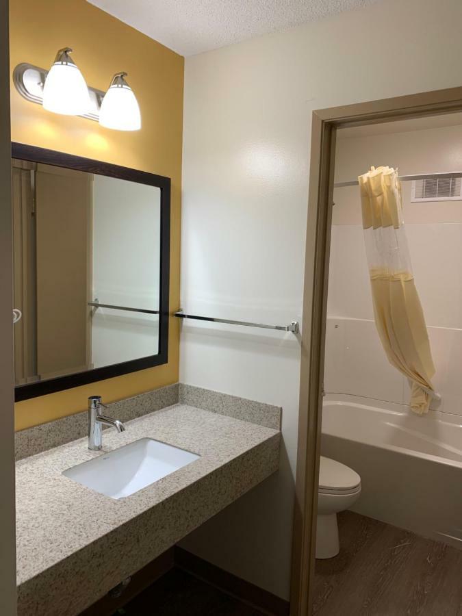 Westway Inn Motel Neepawa Eksteriør billede