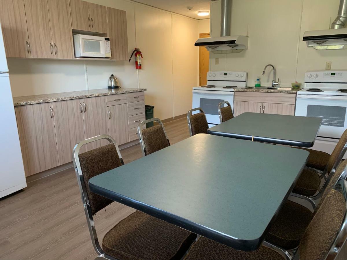 Westway Inn Motel Neepawa Eksteriør billede