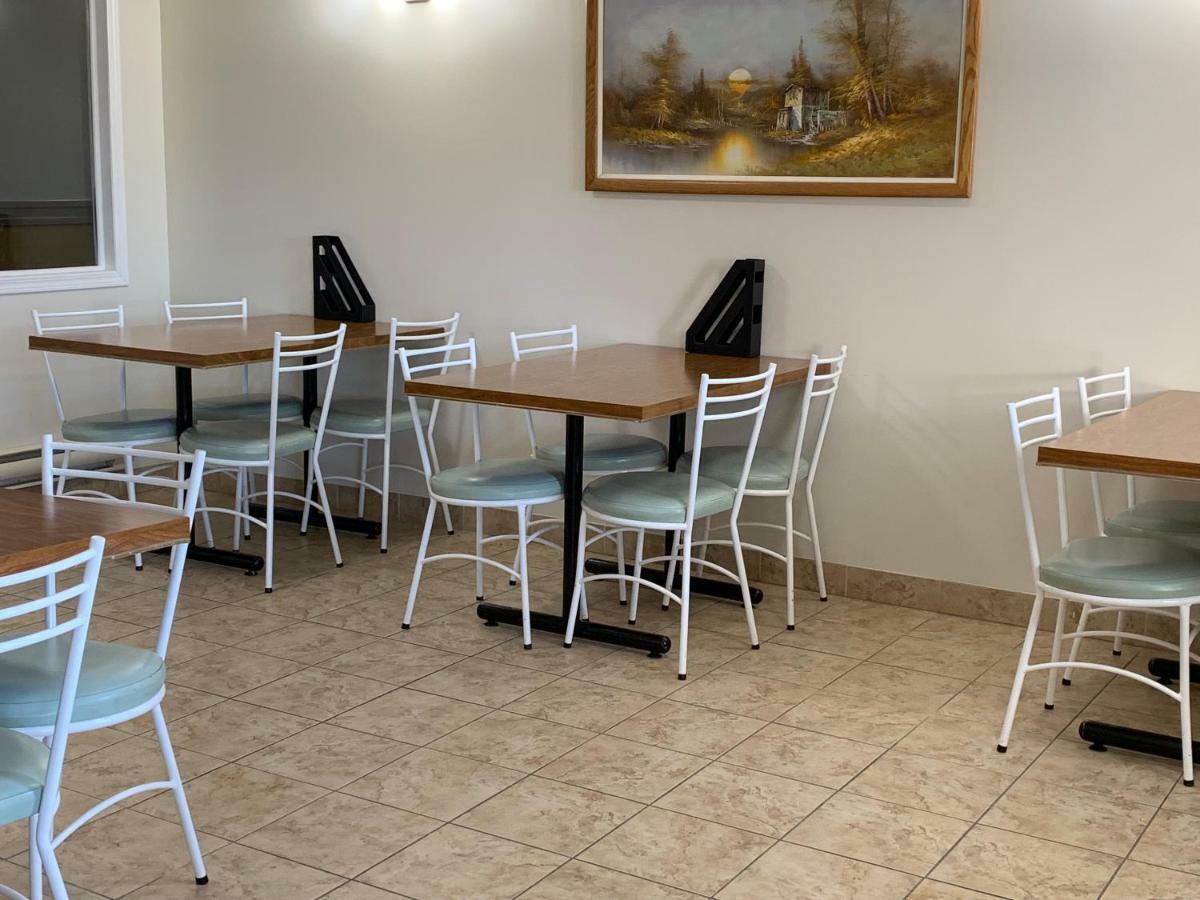 Westway Inn Motel Neepawa Eksteriør billede